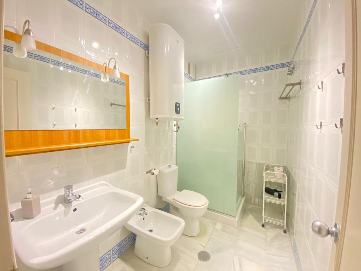 Apartamento Colon 1451 - Pleno Centro Y Wifi Gratis Cádiz Eksteriør billede