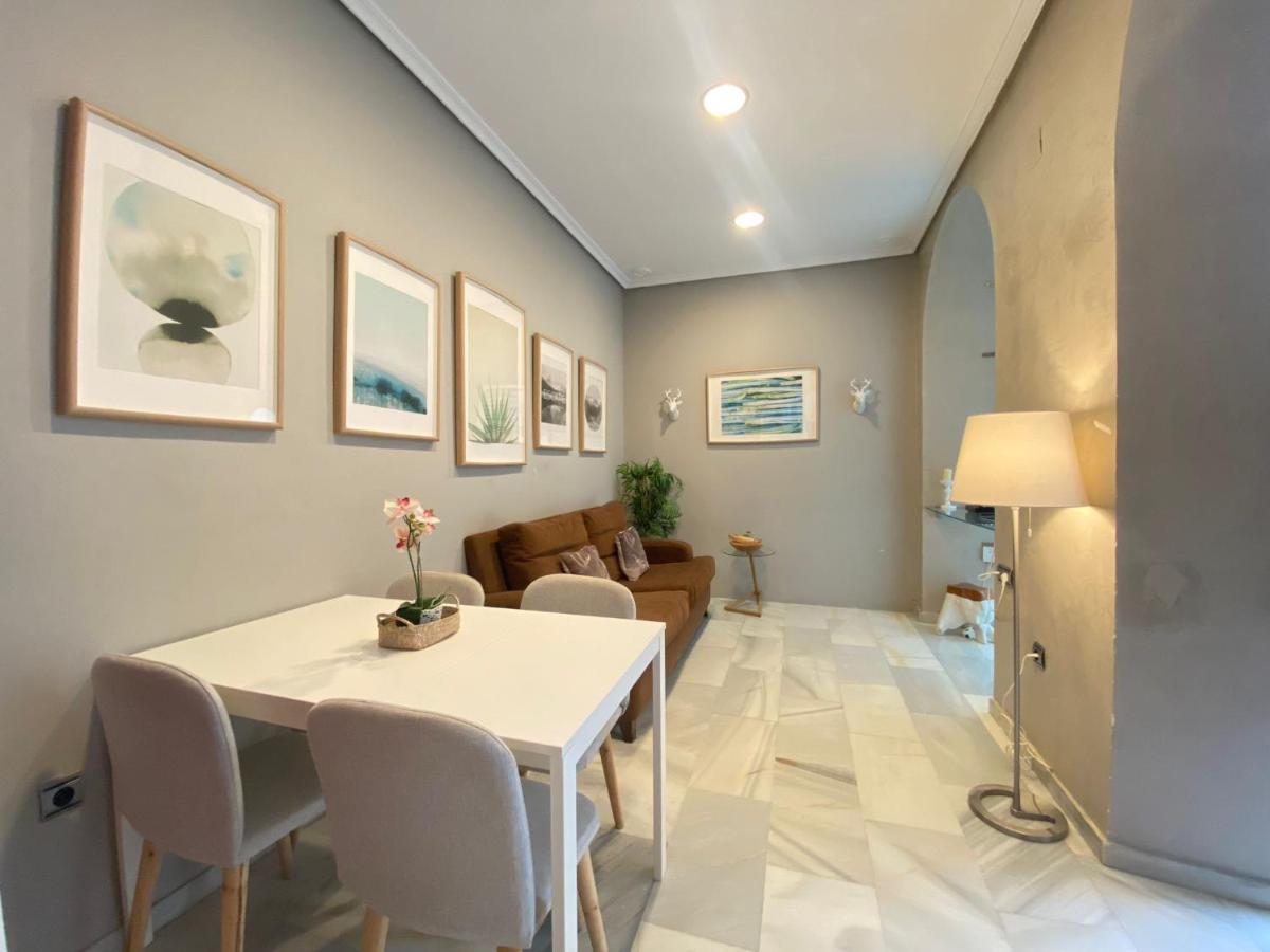 Apartamento Colon 1451 - Pleno Centro Y Wifi Gratis Cádiz Eksteriør billede
