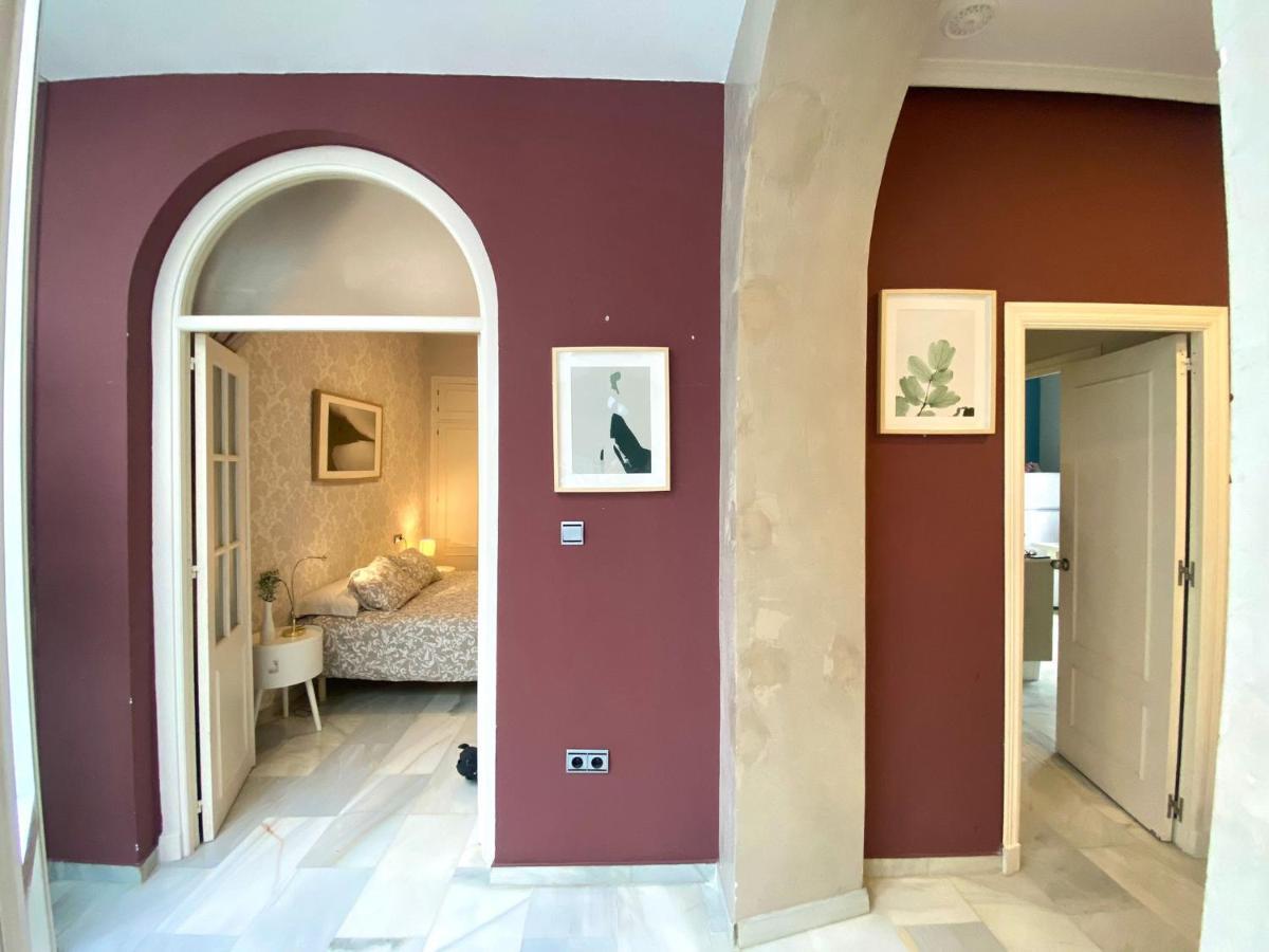 Apartamento Colon 1451 - Pleno Centro Y Wifi Gratis Cádiz Eksteriør billede