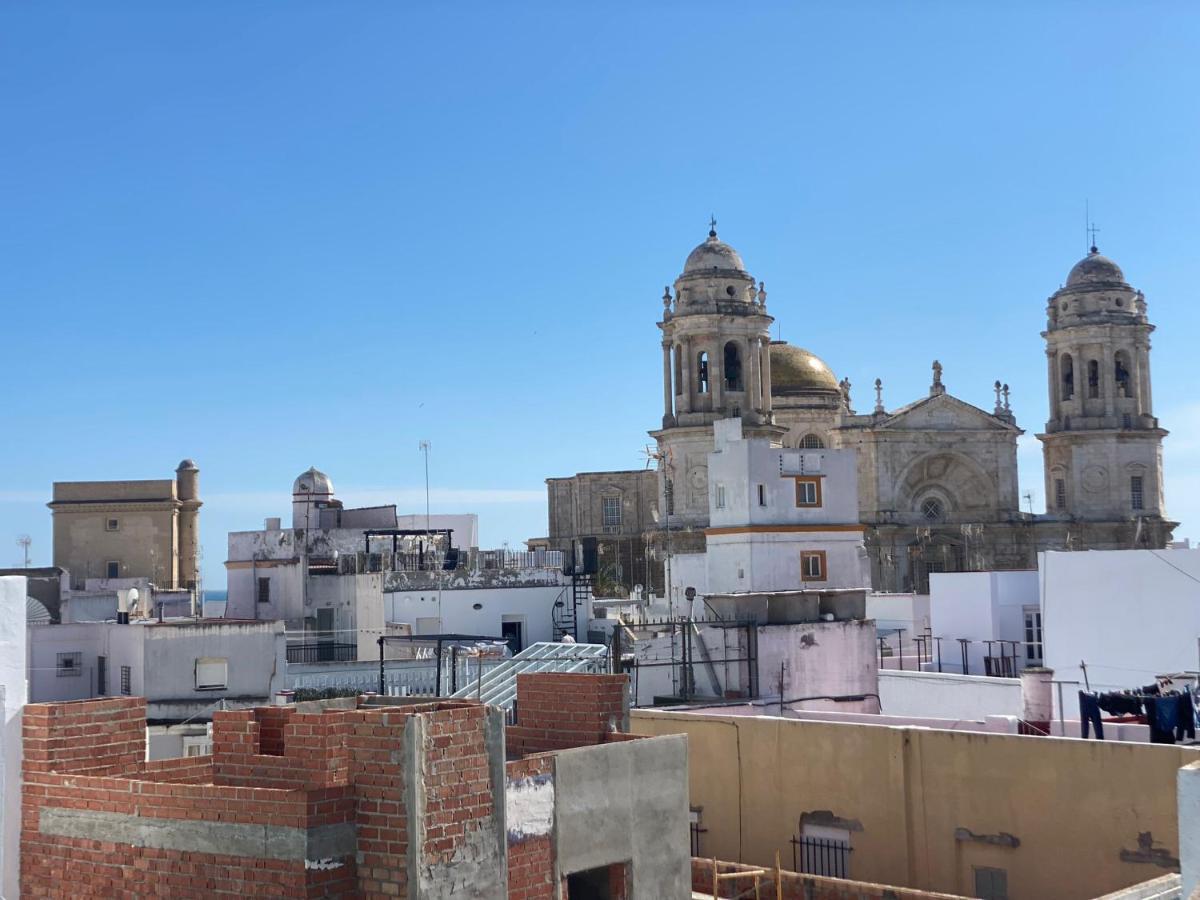 Apartamento Colon 1451 - Pleno Centro Y Wifi Gratis Cádiz Eksteriør billede