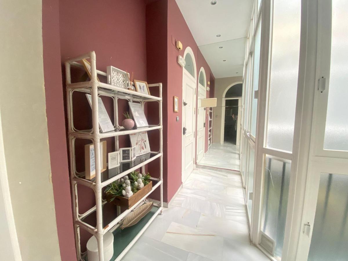 Apartamento Colon 1451 - Pleno Centro Y Wifi Gratis Cádiz Eksteriør billede