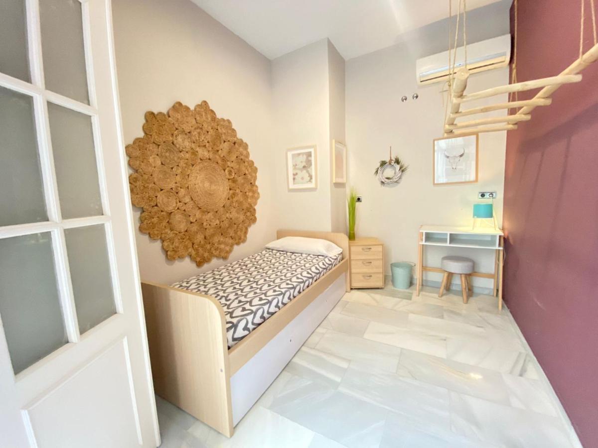 Apartamento Colon 1451 - Pleno Centro Y Wifi Gratis Cádiz Eksteriør billede
