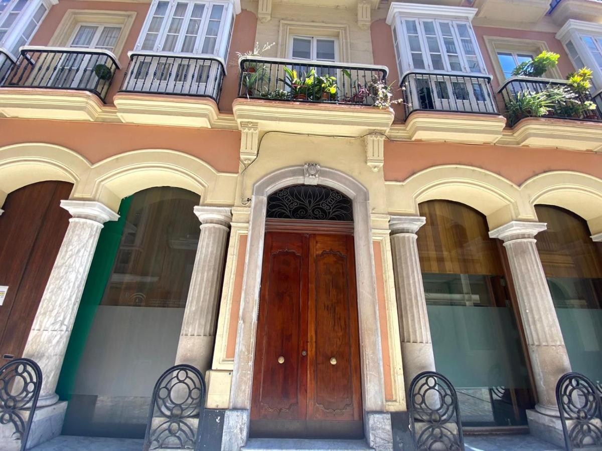 Apartamento Colon 1451 - Pleno Centro Y Wifi Gratis Cádiz Eksteriør billede