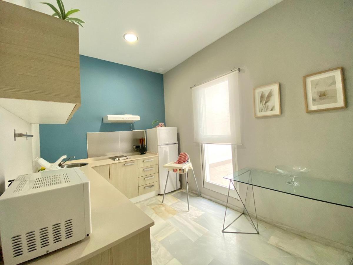 Apartamento Colon 1451 - Pleno Centro Y Wifi Gratis Cádiz Eksteriør billede