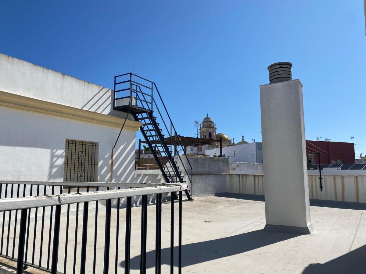 Apartamento Colon 1451 - Pleno Centro Y Wifi Gratis Cádiz Eksteriør billede